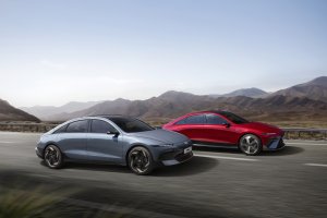 El nuevo Hyundai IONIQ 6 está disponible en seis versiones.