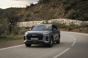 El sistema de propulsión híbrido enchufable, cuenta con 3 motores eléctricos y un motor térmico 1.5 TGDI de última generación.