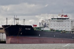 El petrolero ruso Chariot Tide.