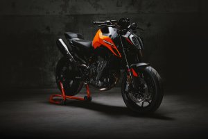 Los modelos Duke y SMC de 125 y 390 cc, recibiran un sofisticado cambio rápido Quickshifter de regalo.