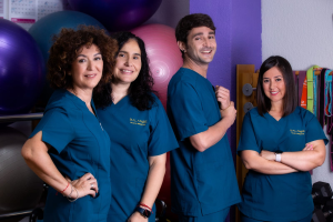 El equipo de fisioterapeutas de Nueva Andalucía.