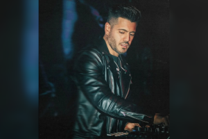 El DJ Tony Toba se encargará de revolucionar la noche.