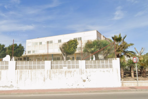 Imagen del Colegio Virgen del Mar, en San Miguel de Cabo de Gata.