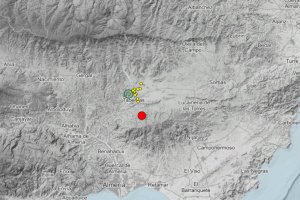 Mapa con el gran terremoto de la pasada madrugada y las 14 réplicas que le han seguido.