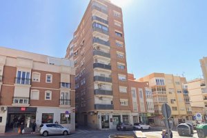 El suceso tuvo lugar en el número 80 de la calle Granada.