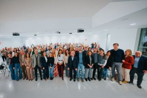 Fotografía de familia del II Foro  ‘Mujeres que lideran a tu lado’ dedicado a la agricultura.