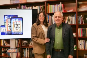 Fotografía de la presentación del nuevo número de la Revista Real