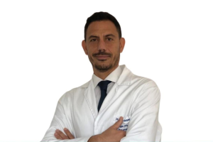 El doctor Claudio Vázquez Colomo, de Vithas Almería.