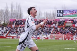 Morcillo firmó uno de sus mejores partidos con el Albacete ante el Almería.