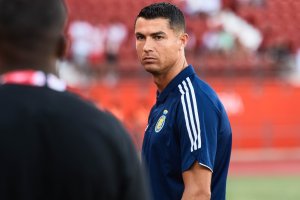 Cristiano Ronaldo en el Estadio de los Juegos Mediterráneos como jugador del Al-Nassr.