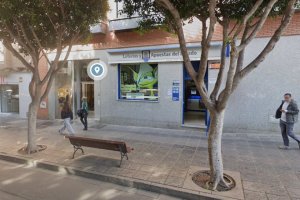Fachada de la administración de 'El Duende Verde de la Suerte'.