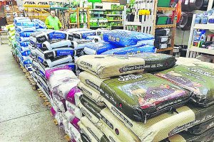 Almacén de abonos para la exportación.