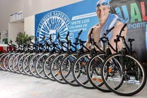 Servicio de préstamos de bicicletas en la Universidad de Almería.