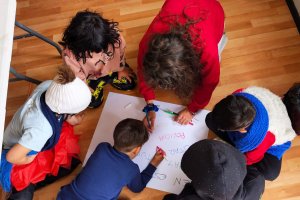 Taller sobre el absentismo escolar en Vícar.