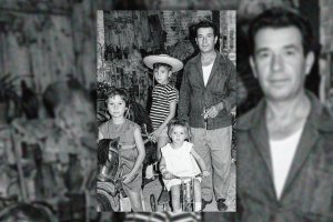 Francisco Carrillo Hernández con sus hijos Francisco, Luis y Encarna en un rato de ocio en la Feria de Almería.
