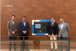 Presentación de la nueva terminal de pago automático en Vera con servicio 24 horas.