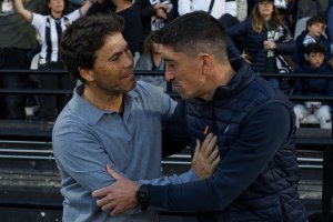 Pablo Hernández ha sido el último entrenador en superar al Almería.