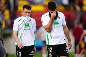 Iñigo Vicente y Asier Villalibre salen hundidos tras caer (6-2) en Andorra.