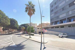 El siniestro ha tenido lugar en la Avenida del Mediterráneo cerca de la Jefatura de Policía Local.