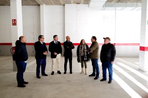 Fotografía de archivo de la inauguración de un parking en Macael.
