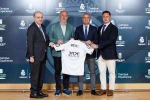 La Fundación Real Madrid presenta la segunda edición del campus de fútbol en Macael.
