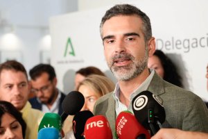 Ramón Fernández- Pacheco, ha solicitado formalmente al Ministerio de Agricultura, Pesca y Alimentación que traslade a la Comisión Europea la necesidad de establecer sistemas eficaces de vigilancia de los mercados agrarios