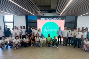 Unica Bienestar inaugura una pista de pickleball para sus empleados.