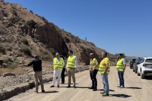 Visita a las obras de rehabilitación del viario vecinal de Barranquete.