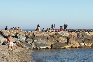 El cadáver apareció en una zona del litoral abderitano conocido como Playa Géminis.