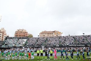 El sector visitante de Castalia, arriba a la izquierda de la imagen.
