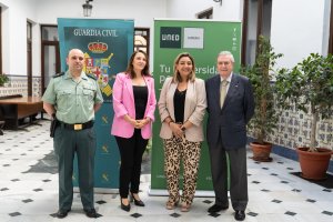 Representantes de las entidades participantes en esta acción formativa