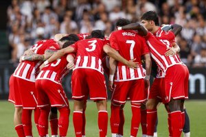 Los favoritos hacen piña en Castalia donde vivieron un ambiente infernal.
