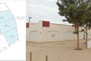 A la izquierda, planos de los tres locales situados en la Plaza de Toros de Roquetas de Mar; a la derecha, la ubicación exacta.