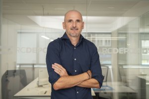 Su trabajo como director deportivo del Depor ha sido clave para ascender.