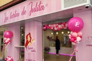 Imagen de una de las tiendas de Las Tartas de Julita repartidas por España.