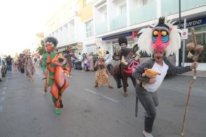 Pasacalles de la Semana en Blanco de Vera en una edición anterior.
