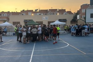 Un momento de la pelea en la final del Mundialito Cofrade 2026.