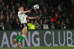 El Racing, liderado por Iñigo Vicente, subió como un cohete a Primera.