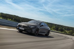 Más potencia que nunca: tres motores de flujo axial entregan 500 kW (680 CV) de potencia máxima.