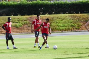 Primer día de entrenamiento para Chirino a las órdenes de García Pimienta.