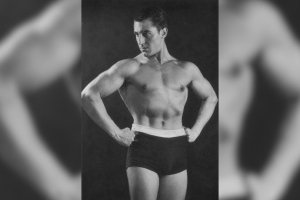 Antonio Vera tenía un físico impresionante, de los que no se veían en aquella Almería de los años treinta