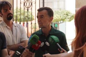 POR ANDALUCÍA