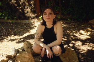 Bea Salvador Venga cantante que actúa en La Casa del Cine
