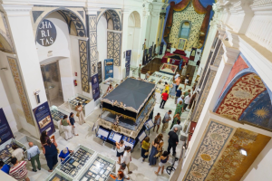 El Convento de la Victoria acoge una muestra sobre cómo era Vera hace 100 años cuando coronó a la Virgen de las Angustias.
