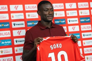 Soko fue presentado como la gran alternativa para el gol del Almería.