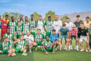 AD Los Gallardos con jugadores y cuadro técnico.