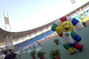 Indalete en la inauguración del Estadio de los Juegos Mediterráneos en 2004.