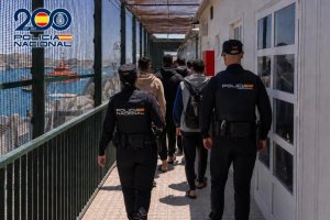 Es el segundo patrón de patera detenido por la UCRIF de Almería en apenas diez días; el detenido ha ingresado en prisión por orden judicial.