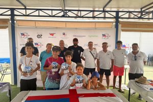 El VII Concurso de Pesca Infantil del Club Náutico de Almerimar reúne a 60 familias.
