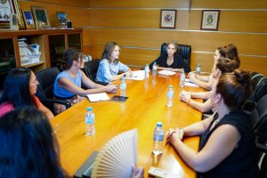 Reunión de la Asociación de Comerciantes de Ejido Norte con la alcaldesa